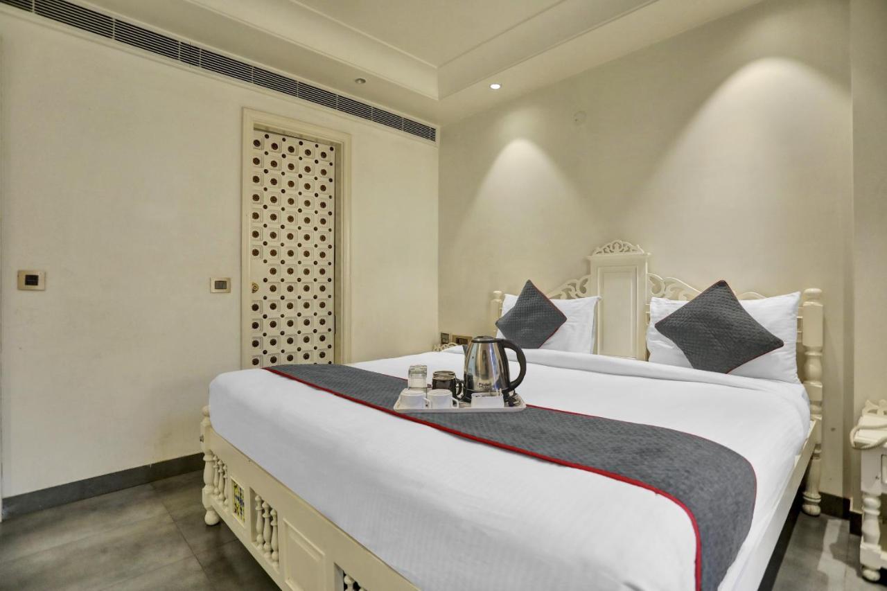 The Pinky Villa - Heritage Boutique Suites Új-Delhi Kültér fotó