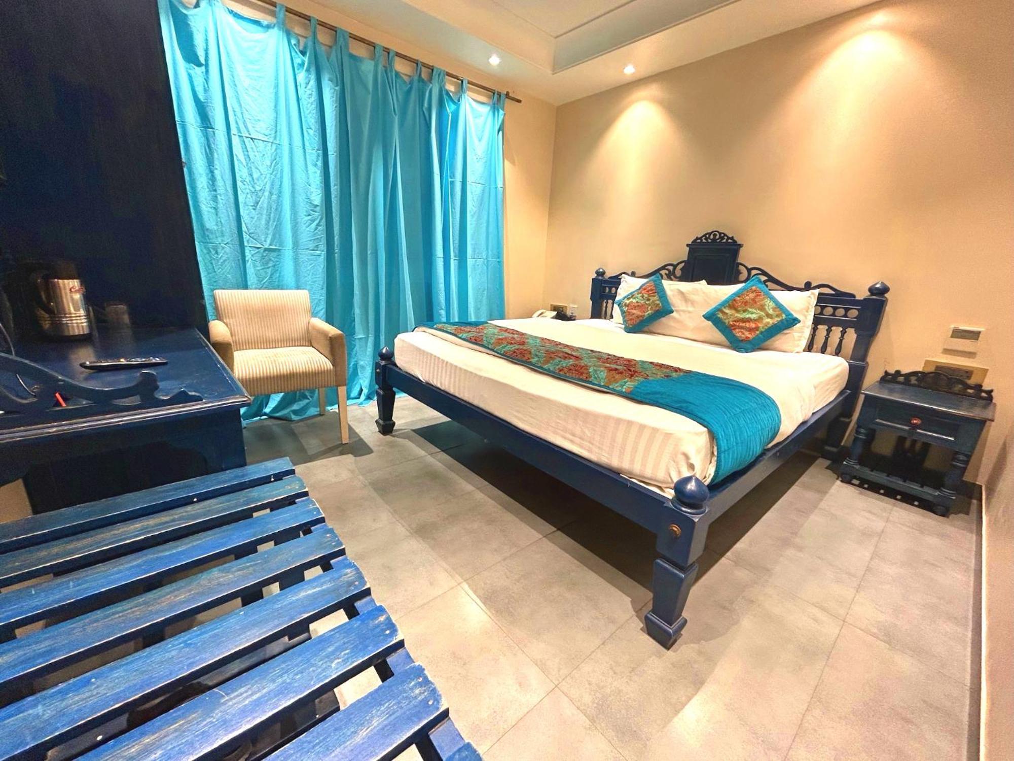 The Pinky Villa - Heritage Boutique Suites Új-Delhi Kültér fotó