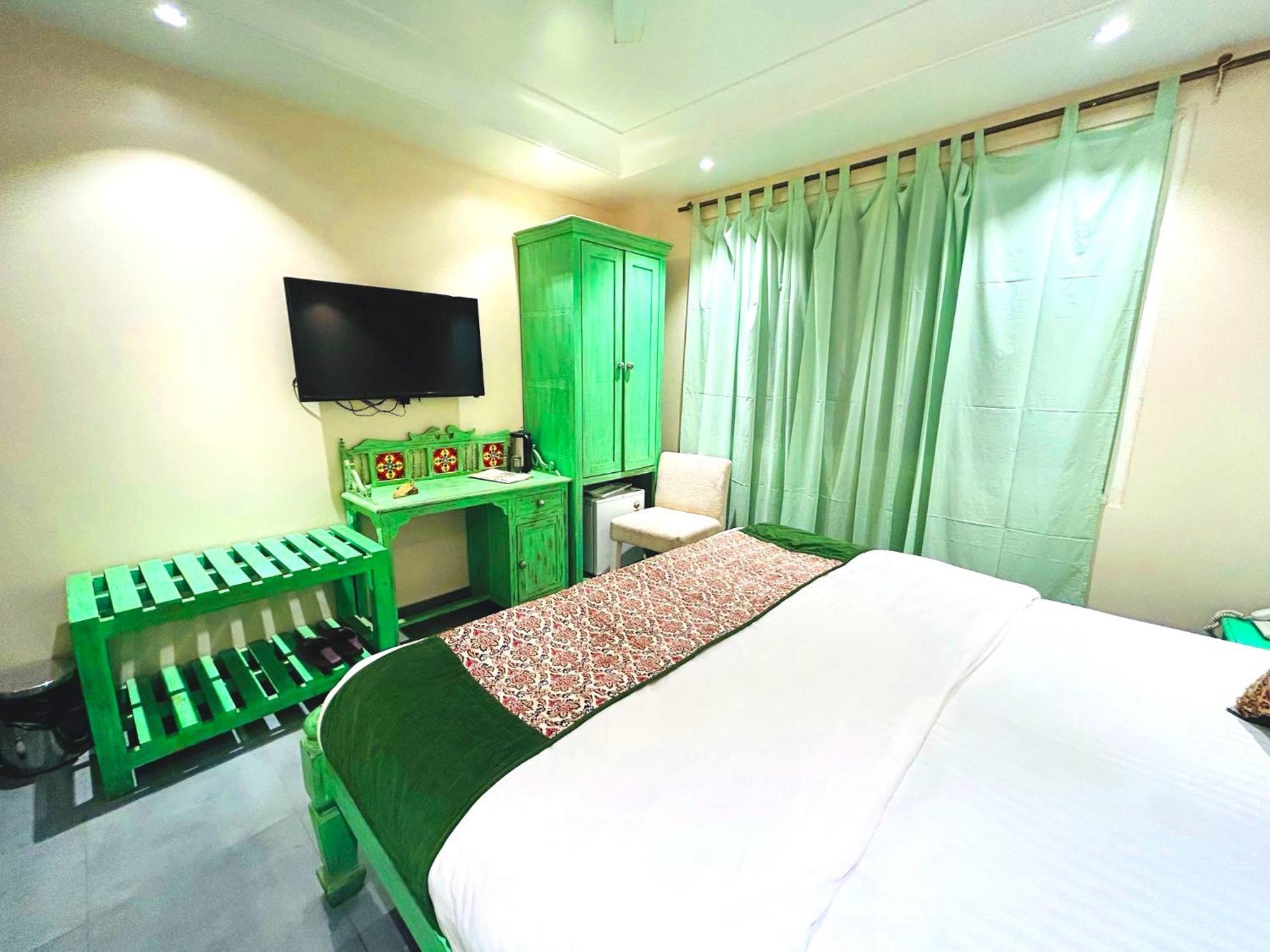 The Pinky Villa - Heritage Boutique Suites Új-Delhi Kültér fotó