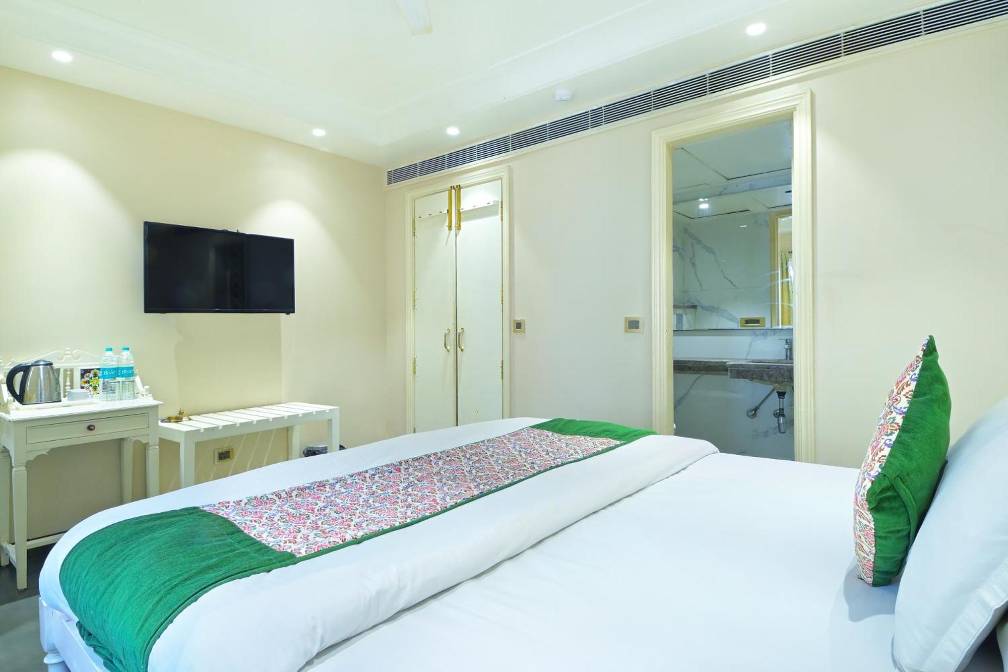 The Pinky Villa - Heritage Boutique Suites Új-Delhi Kültér fotó