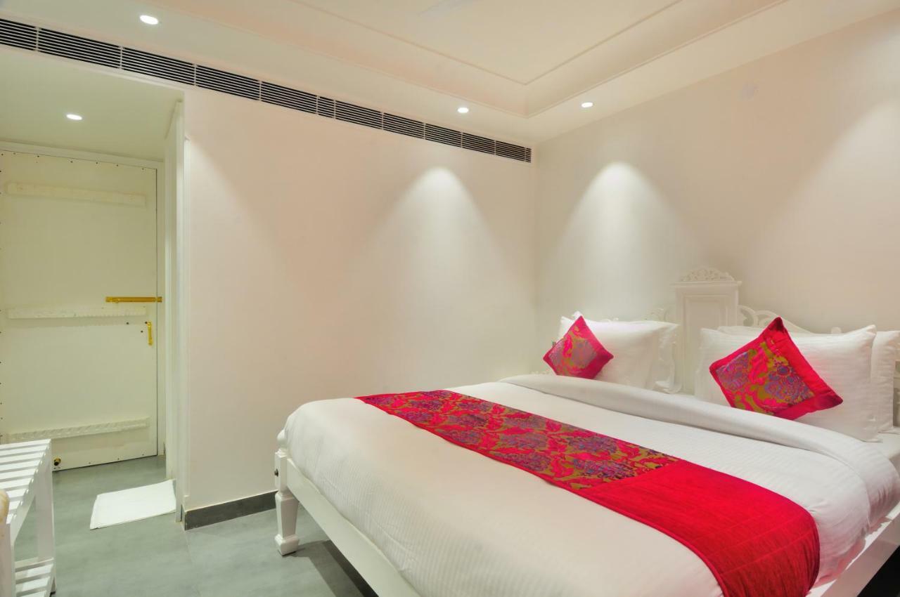 The Pinky Villa - Heritage Boutique Suites Új-Delhi Kültér fotó