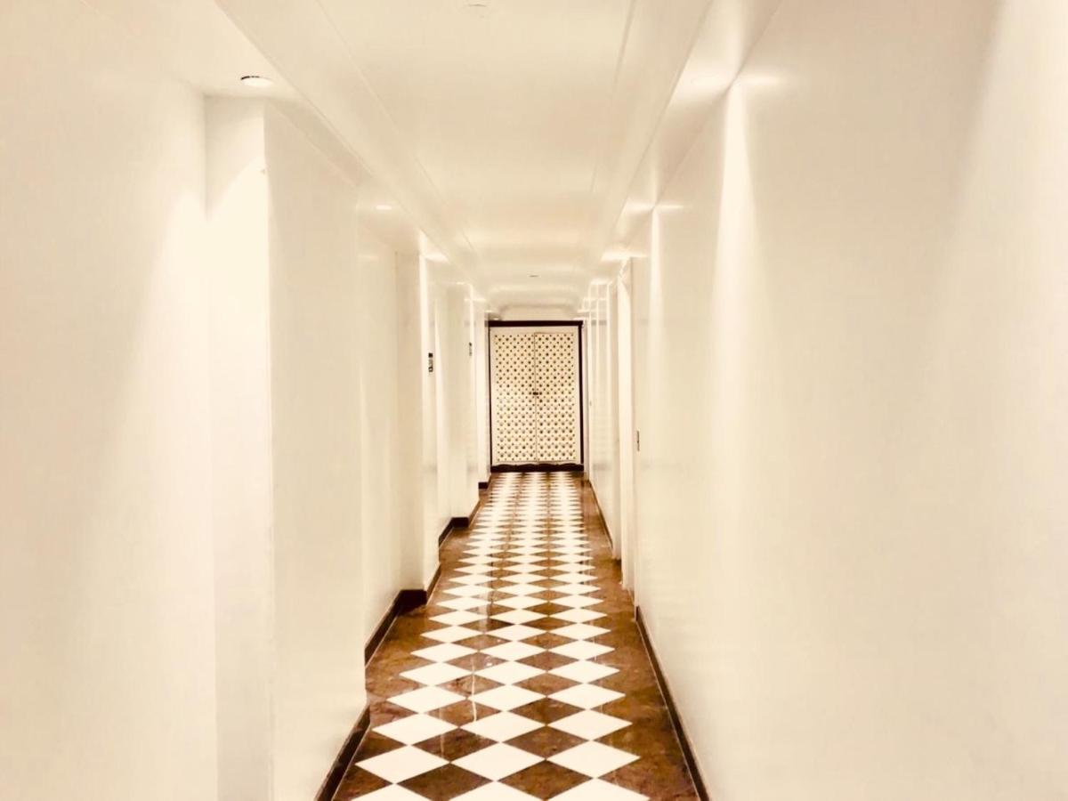 The Pinky Villa - Heritage Boutique Suites Új-Delhi Kültér fotó